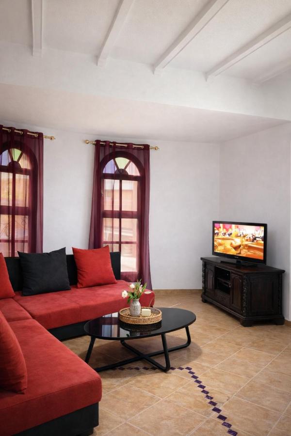 Sidi Bouzid El Jadida Plage, piscine & parking - B&B Sidi Bouzid