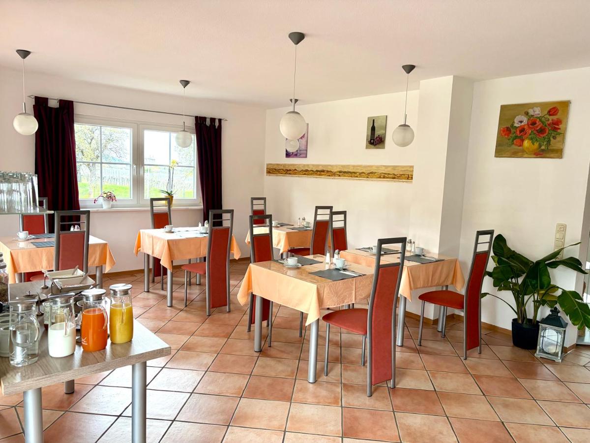 Gästehaus Helbighof - B&B Neustadt an der Weinstraße