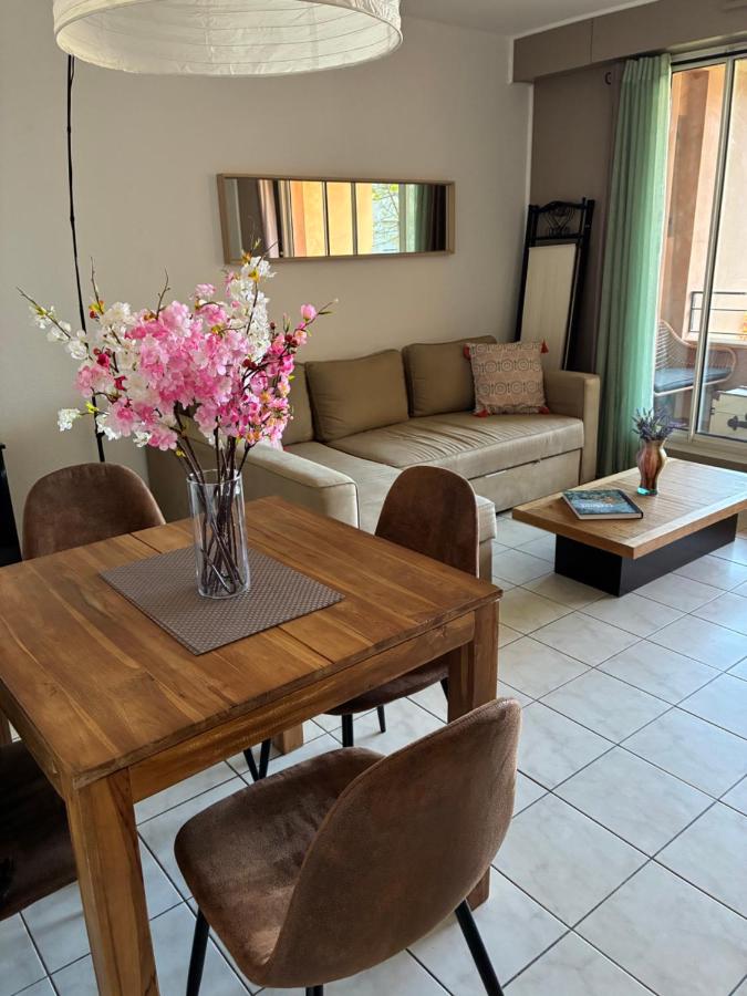 T2 Lumineux, Calme avec Wifi Proche centre et site culturels - Chambres d'hôtes Aix-en-Provence