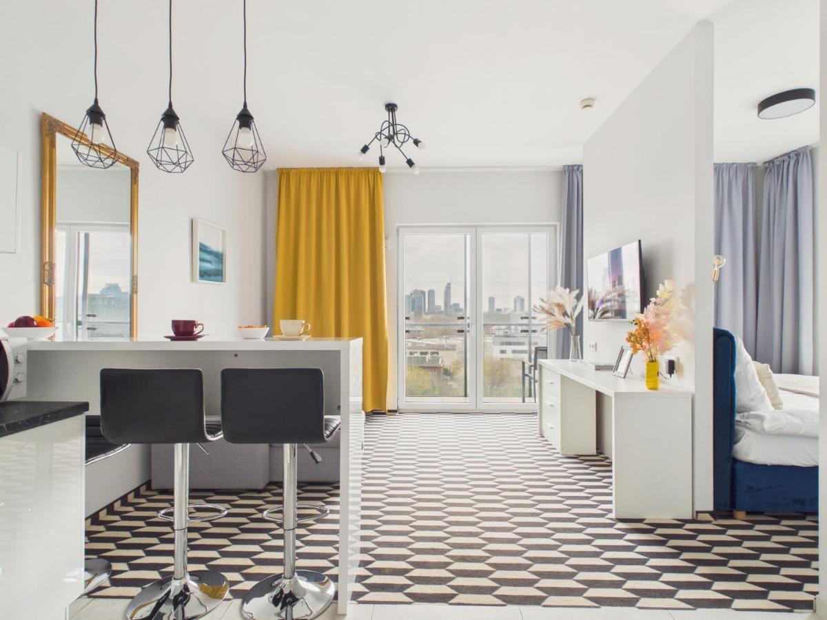 Wola Business Panorama Apartment by Solarento - Ferienwohnung Warschau