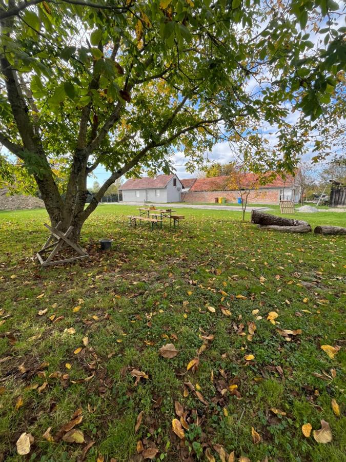 FERIENHAUS Kuća za odmor DJEDIN ORAJ - Ferienwohnung Rušani