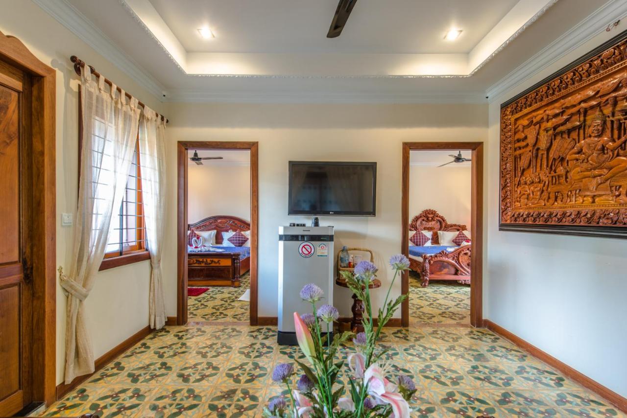 Family Interconnection with Pool View 