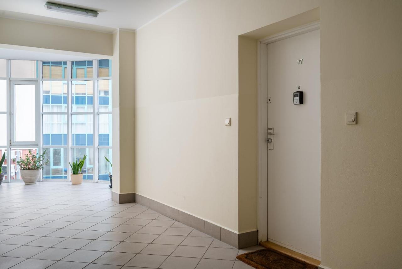 Kabaty Standard Apartment by BookingHost - Ferienwohnung Warschau