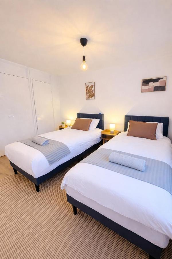 2 Bed 5-6 Sleeper Flat 5 mins walk Aldgate East - Chambres d'hôtes Londres