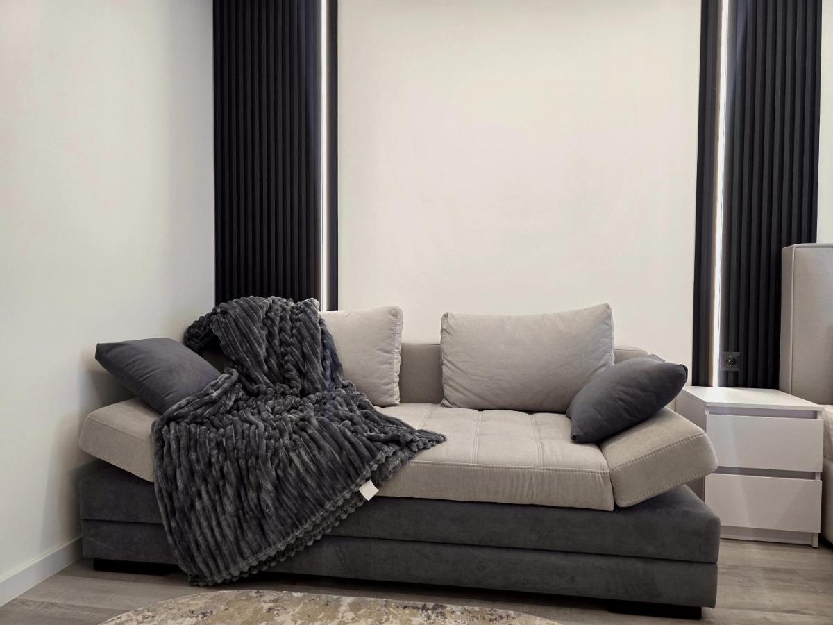 Belvedere Apart 2, parking - B&B Ivano-Frankivsk