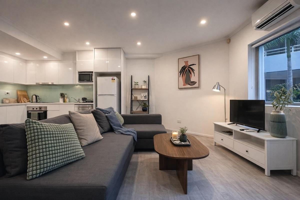 Chippendale unit with parking, walk to USYD and station - B&B Sídney