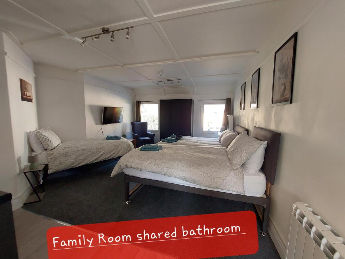 Royal Oak Rooms - Bed and Breakfast Exeter