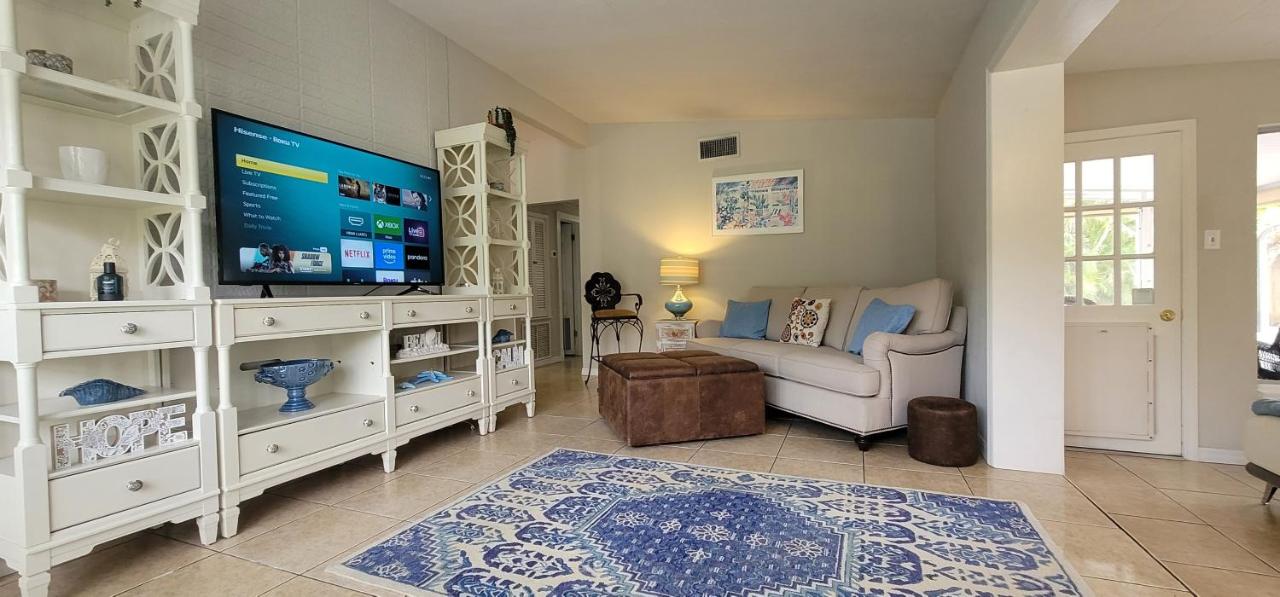 Timeless 1959 Florida Farm-Style Home - B&B Sarasota