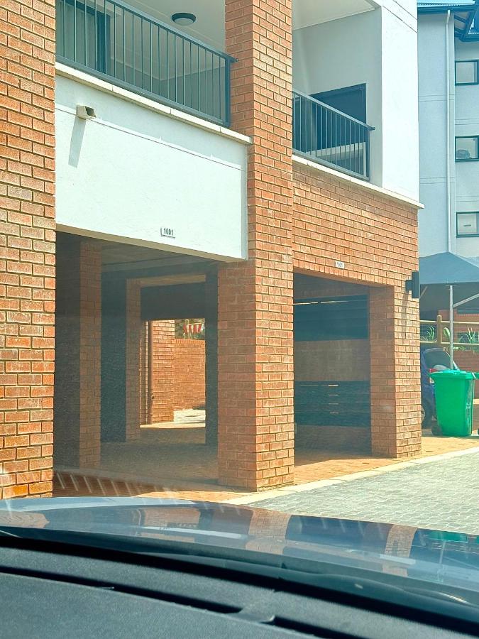 Spacious 3 Bedroom Apartment in Ballito Hills Lifestyle Estate Near Ballito Beach - B&B Ballito