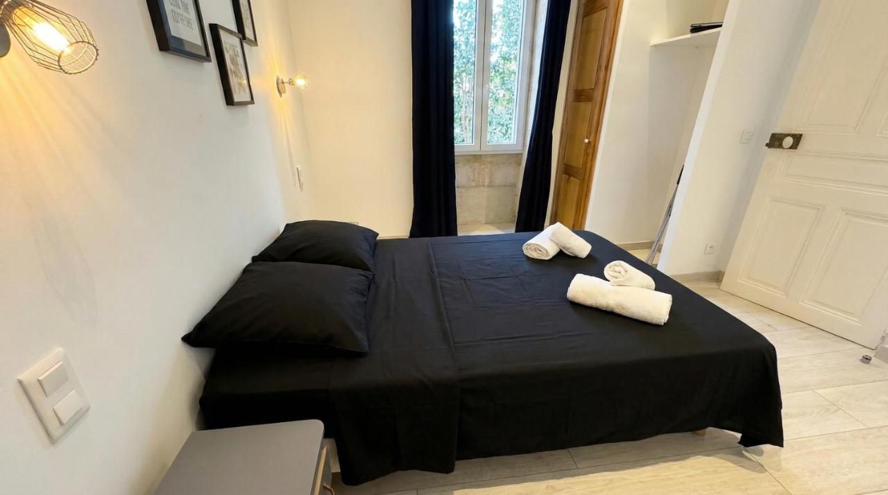 Appartement T2 centre-ville Nîmes - Chambres d'hôtes Nîmes