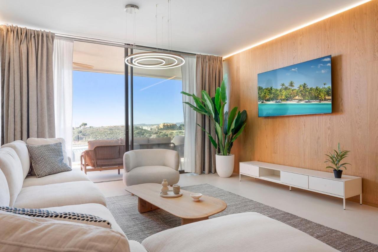 Palm Valley Apartment Higueron - Chambres d'hôtes Fuengirola