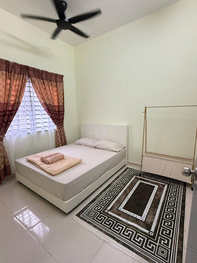Rusz Homestay Kuala Terengganu - Bed and Breakfast Kuala Terengganu
