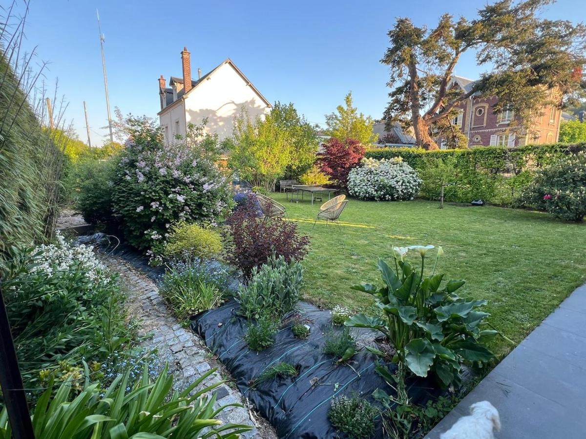 Le Petit Poisson Rouge, parking privé, et jardin - B&B Étretat