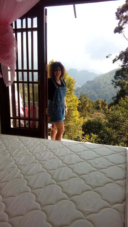 Chambre Double ou Lits Jumeaux - Vue sur Montagnes