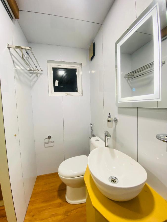 Living big in a Container home - B&B Cherai Beach