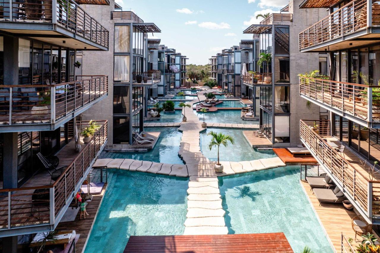 Modern 1BR at Xalet Luxury Condos with Cenote & Pool - Ferienwohnung Tulum