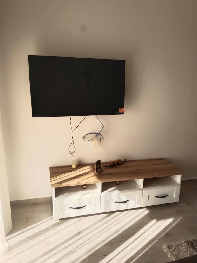 Jelena Apartman - B&B Ðenovići