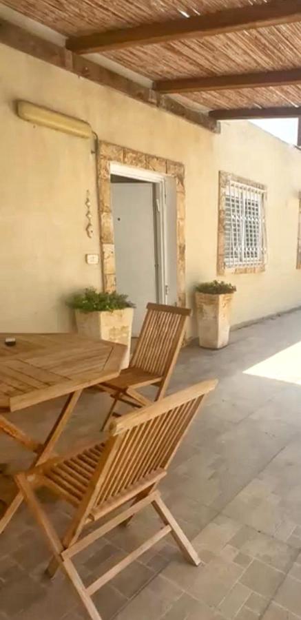 על קצה ההר - B&B Yoqneam