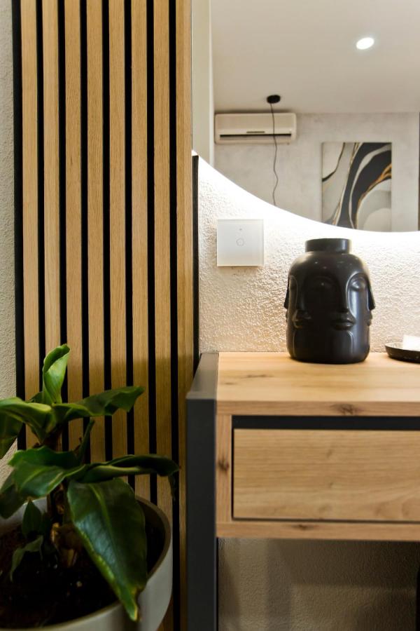 Studio mit Balkon