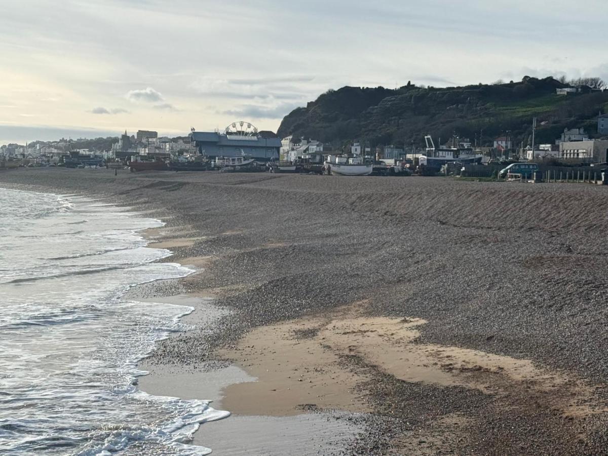 Sullys - Bed and Breakfast Hastings