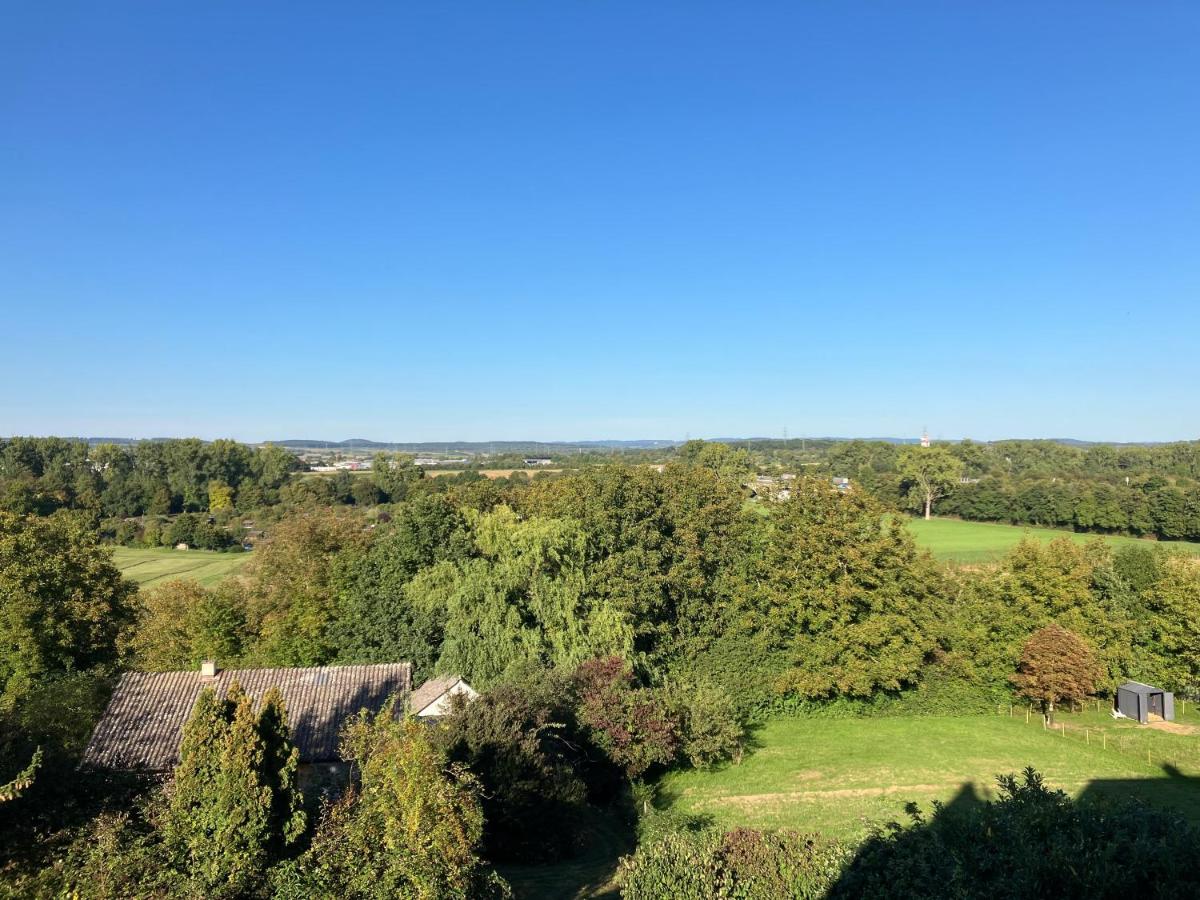 Weitsicht - Bed and Breakfast Freiberg am Neckar