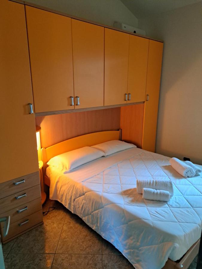 Baia AZZURRA ANTOCI - Chambres d'hôtes Villaggio Azzurro