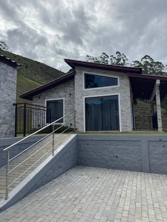 Chalé Estalagem Sítio Sossego - B&B Domingos Martins