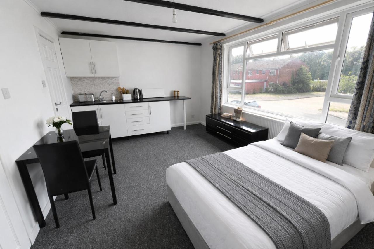 Self-contained Studio Slough, Berkshire - Ferienwohnung Canvey Island