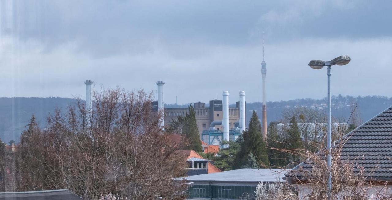 Modernes Apartment mit Balkon nähe Zentrum - Ferienwohnung Dresden