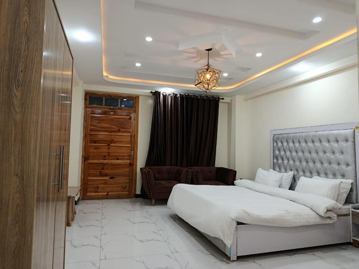 Shaheen lodges