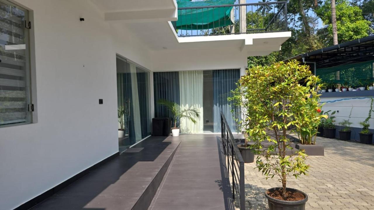 Tharavad Homestay - Chambres d’hôtes Chak Rukwāl
