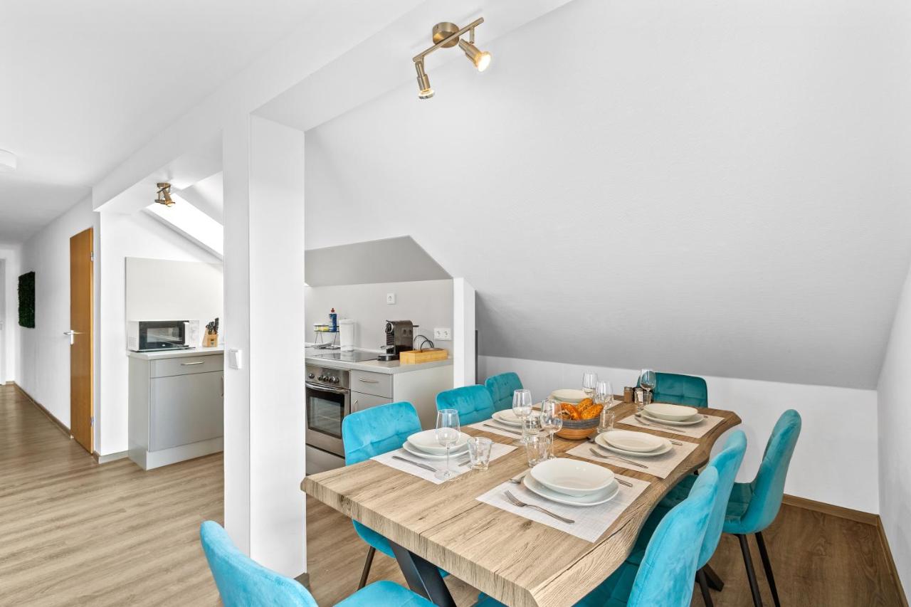 Goltan Apartment - 9 Personen, 3 Bäder, Parkplatz, WIFI - Chambres d’hôtes Ratisbonne