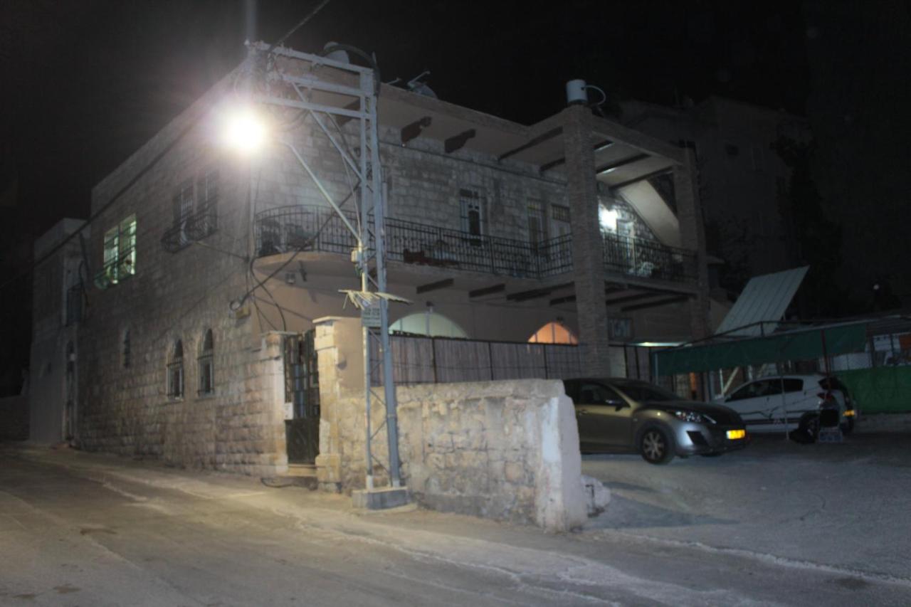 Tannous Aparthotel - Bed and Breakfast Haifa