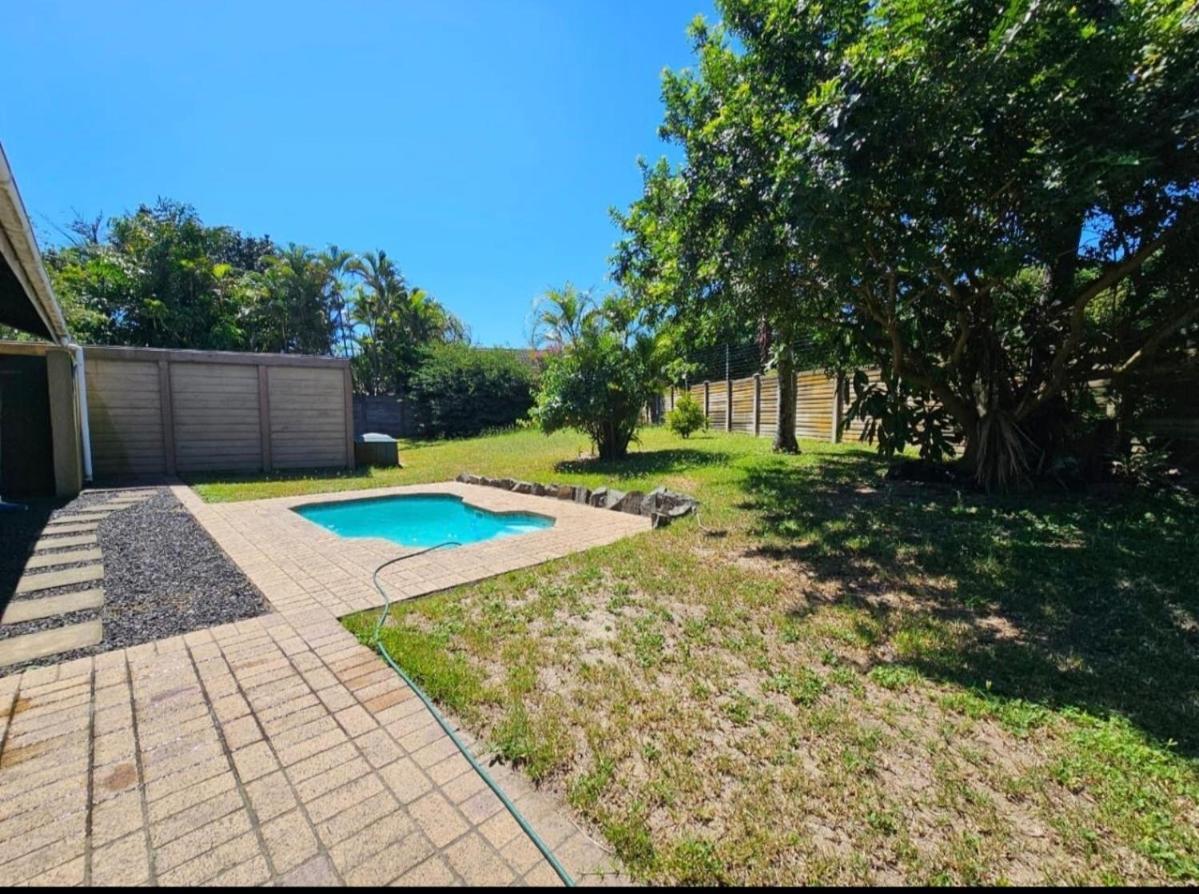 Pool & Braai Retreat 8 beds - B&B Richards Bay