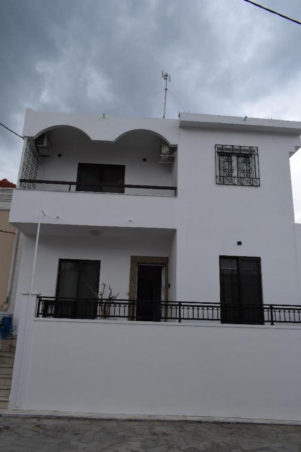 Art House by Helen in Soroni Rhodes - Chambres d'hôtes Rhodes