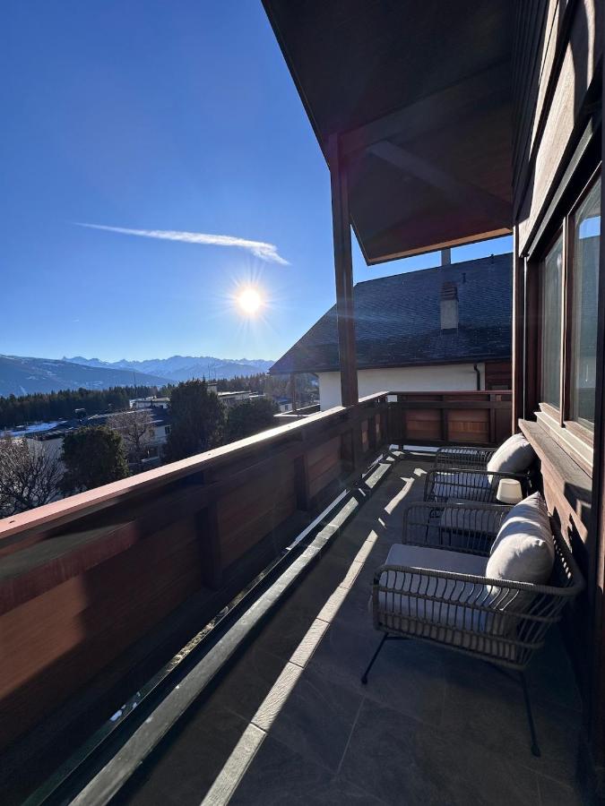 Spacious Luxury Alpine Duplex in Crans Montana - B&B Crans-Montana