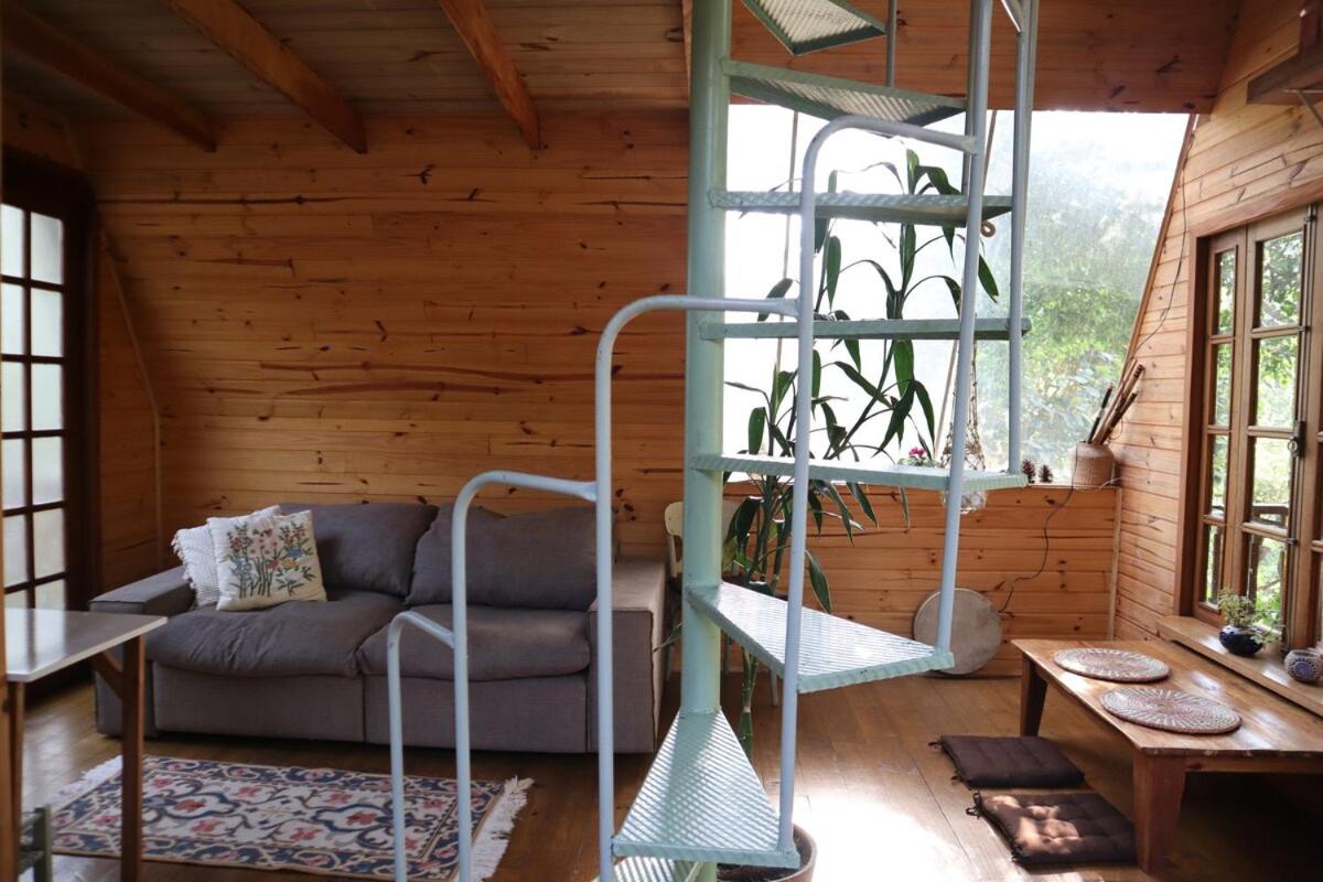 Cabana em lugar mágico - Refúgio na natureza em SP - Chambres d'hôtes Carapicuíba