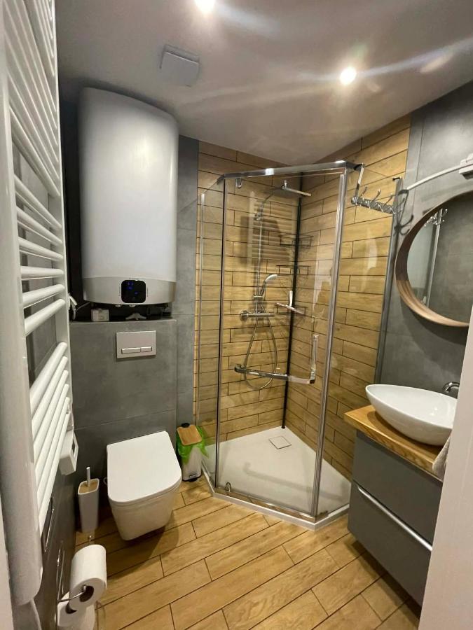 Błękitna Przystań - B&B Dębina