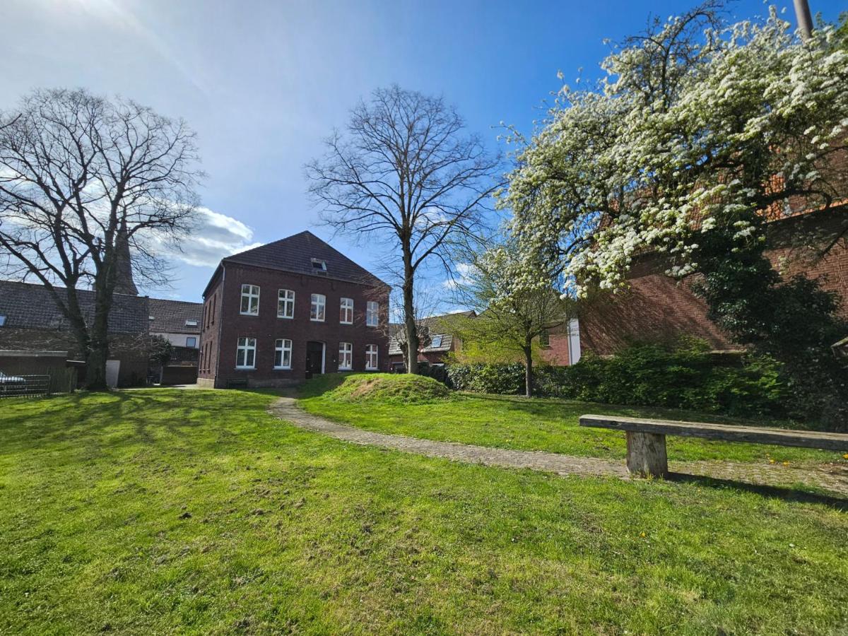 Ferienwohnung über den Dächern im alten Pastorat - Ferienwohnung Kevelaer