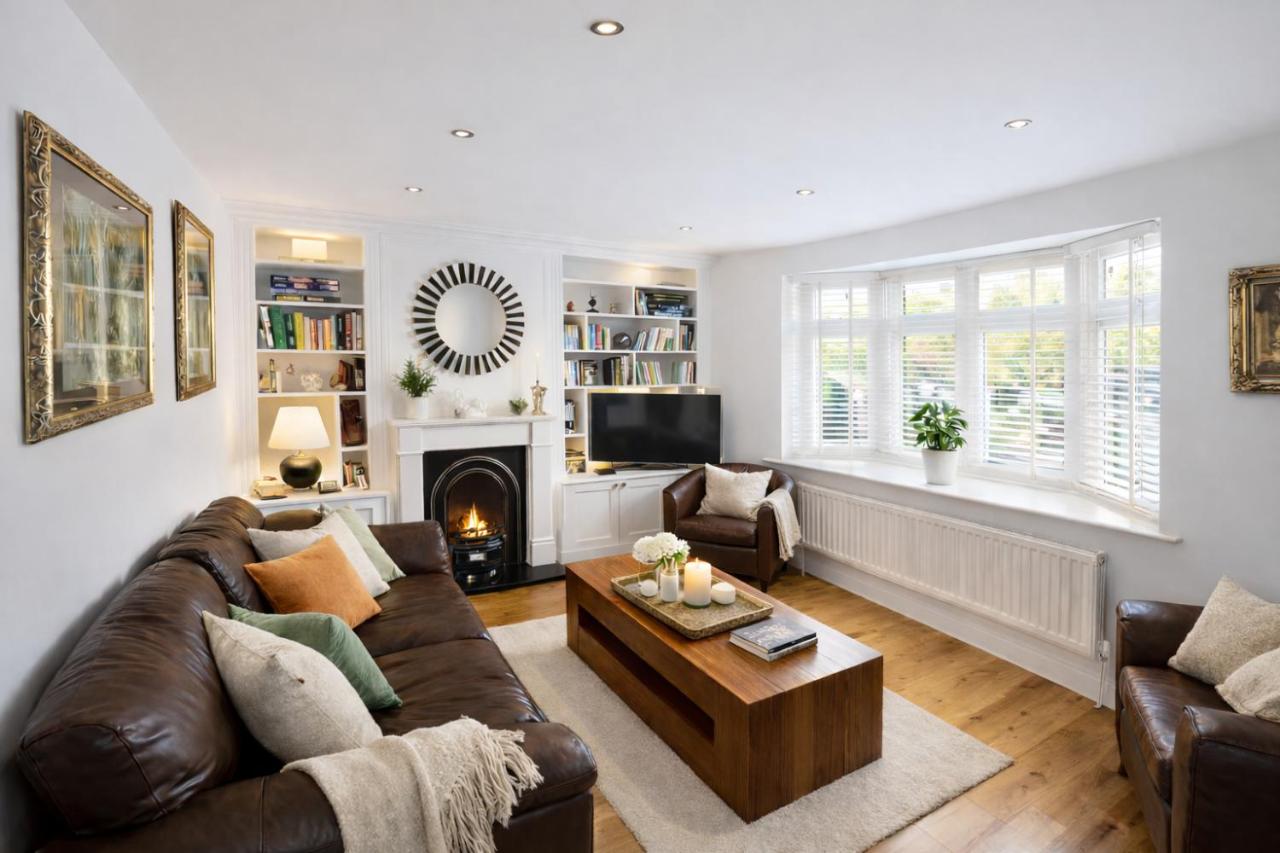 West London House with Parking and Garden, Sleeps 6 - Bed and Breakfast Ealing
