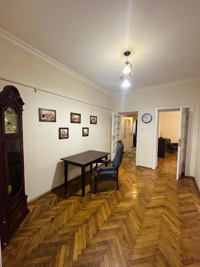 Історичні апартаменти - B&B Černivci