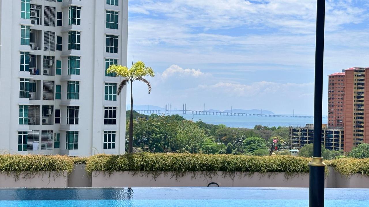 Straits Garden Suite near Lam Wah Ee Hospital - B&B Jelutong