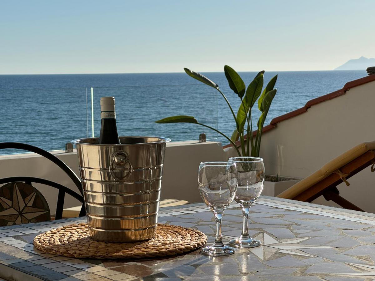 ATTICO Vista Mare - UN LETTO IDEALE - B&B Sperlonga