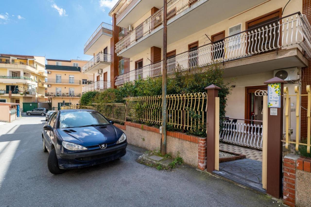 GuestHost - Lemon Tree Apartments - Casa Blu & Casa Arancione - Chambres d'hôtes Giardini-Naxos