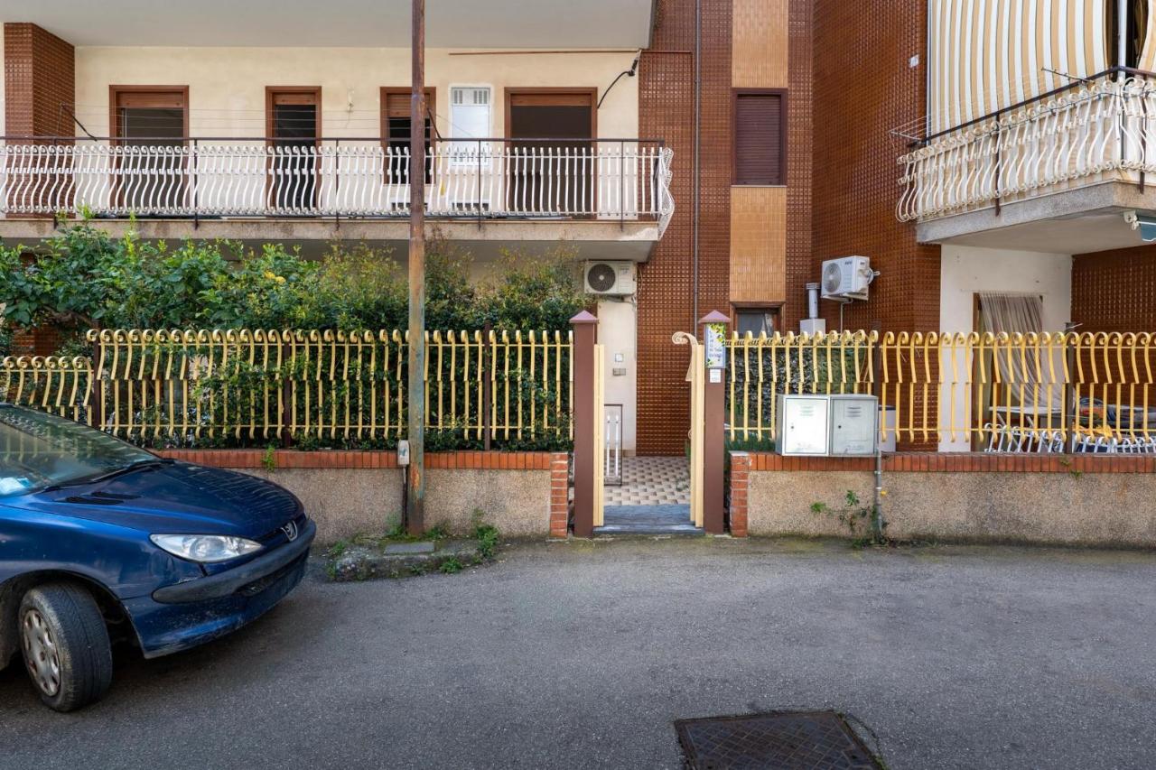 GuestHost - Lemon Tree Apartments - Casa Blu & Casa Arancione - Chambres d'hôtes Giardini-Naxos