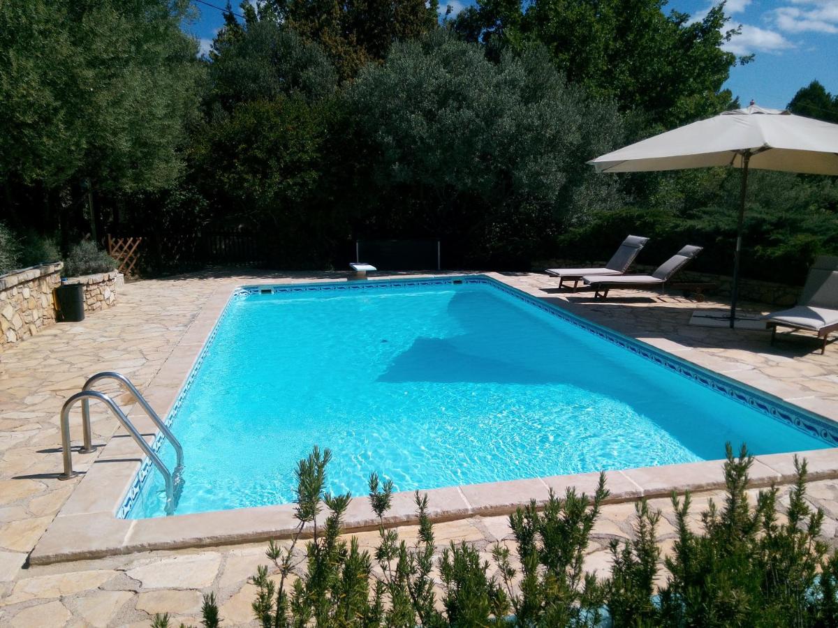 B&B Cotignac - Gite Les Oliviers - Bed and Breakfast Cotignac