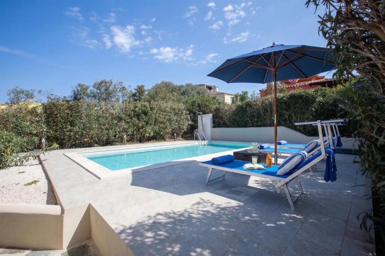Villa Acquamarina - Piscina privata - B&B Stintino