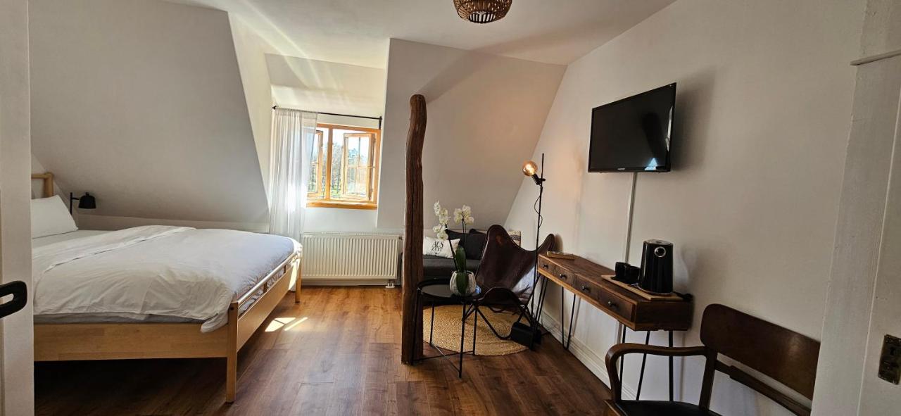 Chambre Double - Vue sur Jardin