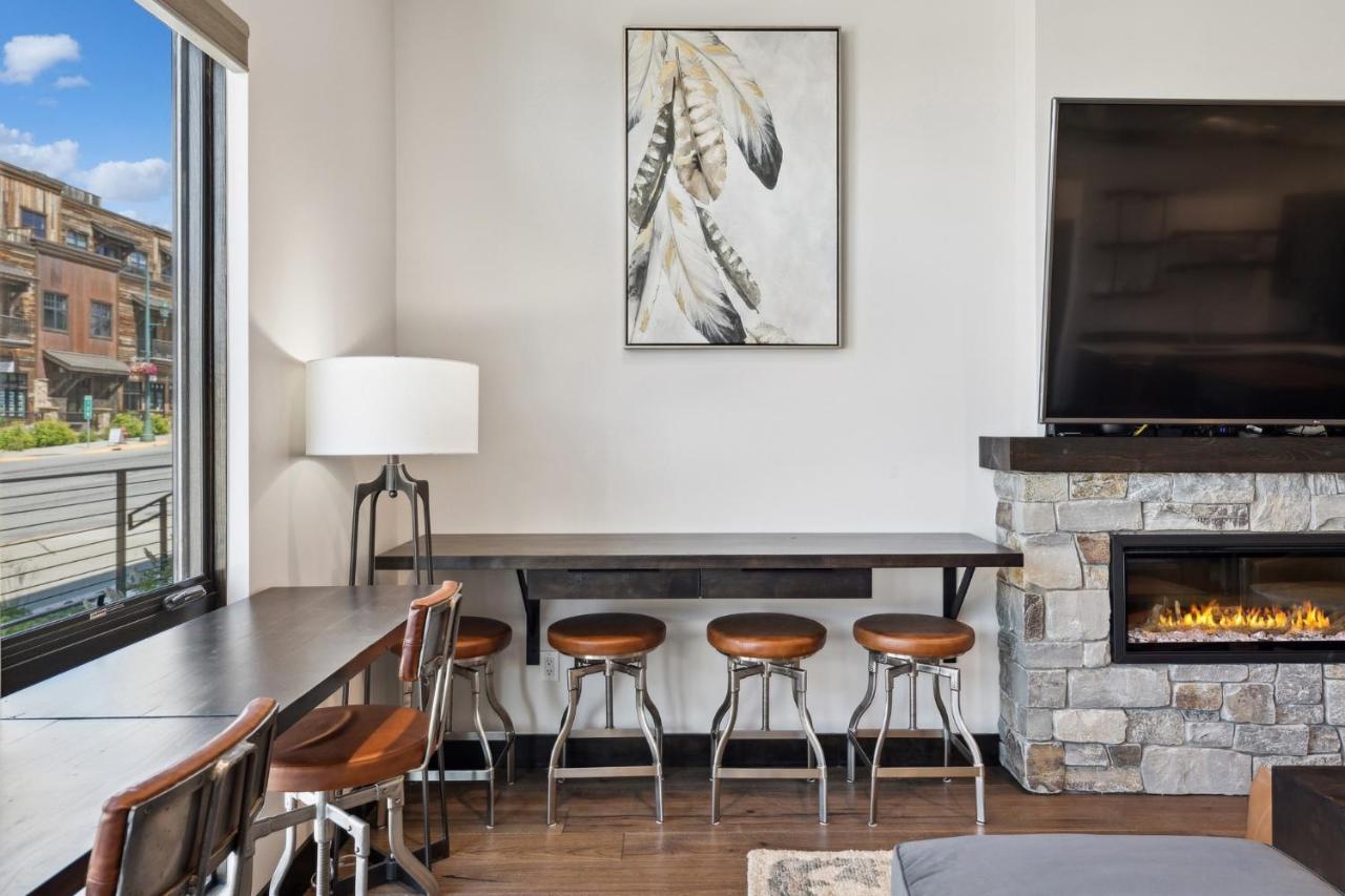 Downtown Gem - Bed and Breakfast Whitefish