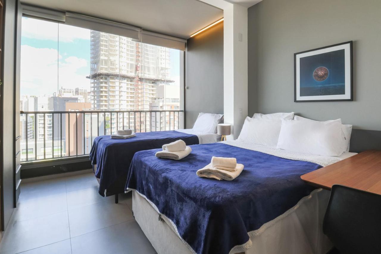 Flat aconchegante ao lado do Allianz com estacionamento - Bed and Breakfast São Paulo